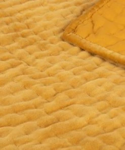 Maisons Du Monde Couvre-lits Boutis En Velours De Coton Ocre Motif Surpiqué 240x260 -Couvre-lits Soldes 2022 boutis en velours de coton ocre motif surpique 240x260 1000 16 18 223345 3