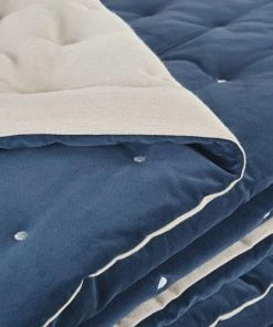 Maisons Du Monde Couvre-lits Boutis Réversible En Velours De Coton Bleu Indigo Et écru 240x260 10 Maisons Du Monde Couvre-lits Boutis Réversible En Velours De Coton Bleu Indigo Et écru 240x260 -Couvre-lits Soldes 2022 boutis reversible en velours de coton bleu indigo et ecru 240x260 1000 10 24 222982 3