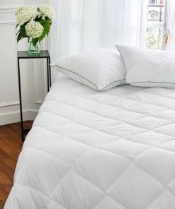 Toison D'Or Couvre-lits Couette Microfibre été 200 Gr Microfibre Blanc 200 X 140 -Couvre-lits Soldes 2022 couette microfibre ete 200 gr microfibre blanc 200 x 140 2