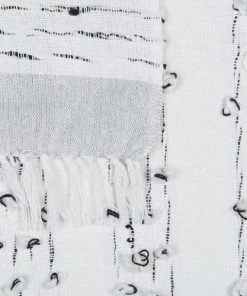 Beliani Couvertures Couverture En Acrylique Gris 150x130cm -Couvre-lits Soldes 2022 couverture en acrylique gris 150x130cm 3