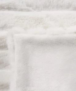 Beliani Couvertures Couverture En Polyester Blanc 200x150cm -Couvre-lits Soldes 2022 couverture en polyester blanc 200x150cm 4