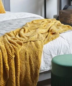 Beliani Couvertures Couverture En Polyester Jaune 200x150cm