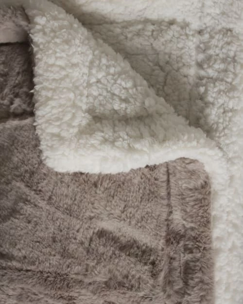 Le Comptoir De La Plage Couvertures Couverture Plaid XL Doublée Imitation "Lapin" Beige Taupe 220x240 4 Le Comptoir De La Plage Couvertures Couverture Plaid XL Doublée Imitation "Lapin" Beige Taupe 220x240 – Image 2