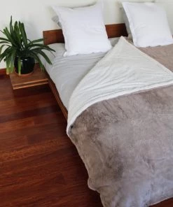 Le Comptoir De La Plage Couvertures Couverture Plaid XL Doublée Imitation "Lapin" Beige Taupe 220x240 10 Le Comptoir De La Plage Couvertures Couverture Plaid XL Doublée Imitation "Lapin" Beige Taupe 220x240 -Couvre-lits Soldes 2022 couverture plaid xl doublee imitation lapin beige taupe 220x240 3