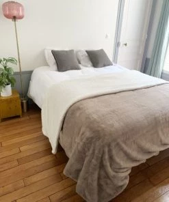 Le Comptoir De La Plage Couvertures Couverture Plaid XL Doublée Imitation "Lapin" Beige Taupe 220x240 12 Le Comptoir De La Plage Couvertures Couverture Plaid XL Doublée Imitation "Lapin" Beige Taupe 220x240 -Couvre-lits Soldes 2022 couverture plaid xl doublee imitation lapin beige taupe 220x240 5