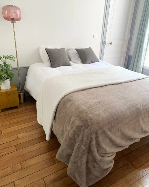 Le Comptoir De La Plage Couvertures Couverture Plaid XL Doublée Imitation "Lapin" Beige Taupe 220x240 7 Le Comptoir De La Plage Couvertures Couverture Plaid XL Doublée Imitation "Lapin" Beige Taupe 220x240 – Image 5