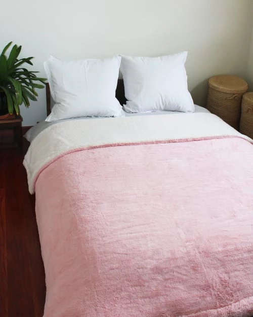 Le Comptoir De La Plage Couvertures Couverture Plaid XL Doublée Imitation "Lapin" Rose 220x240 5 Le Comptoir De La Plage Couvertures Couverture Plaid XL Doublée Imitation "Lapin" Rose 220x240 – Image 3