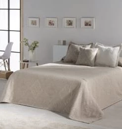 Naf Naf Couvre-lits Couvre Lit En Coton Gris 250x270 -Couvre-lits Soldes 2022 couvre lit en coton beige 250x270 21