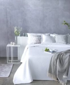 Guy Laroche Couvre-lits Couvre Lit En Coton Blanc 230x270 -Couvre-lits Soldes 2022 couvre lit en coton blanc 230x270 4