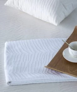 Guy Laroche Couvre-lits Couvre-lit Jacquard 230x270 Cm écru -Couvre-lits Soldes 2022 couvre lit jacquard 230x270 cm ecru 2