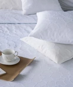 Guy Laroche Couvre-lits Couvre-lit Jacquard 250x270 Cm écru -Couvre-lits Soldes 2022 couvre lit jacquard 250x270 cm ecru 3