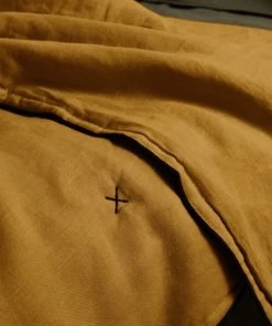 Madura Couvre-lits Couvre-lit Matelassé 225x280 Cm Bronze Et Bourdon Noir En Lin -Couvre-lits Soldes 2022 couvre lit matelasse 225x280 cm bronze et bourdon noir en lin 2